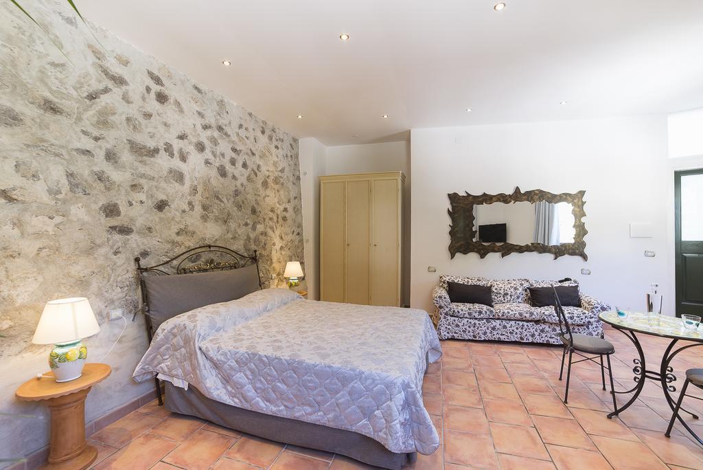 マイオーリ Montagnella Relax Bed & Breakfast エクステリア 写真