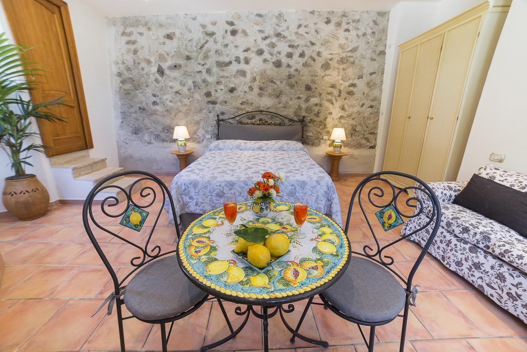 マイオーリ Montagnella Relax Bed & Breakfast エクステリア 写真